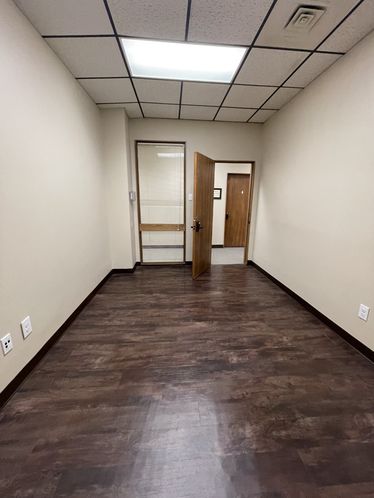 Suite 125